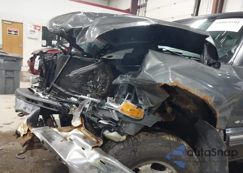 2002 Chevrolet Silverado 1500 Ls from USA, damaged, VIN 1GCEK19T32E209340